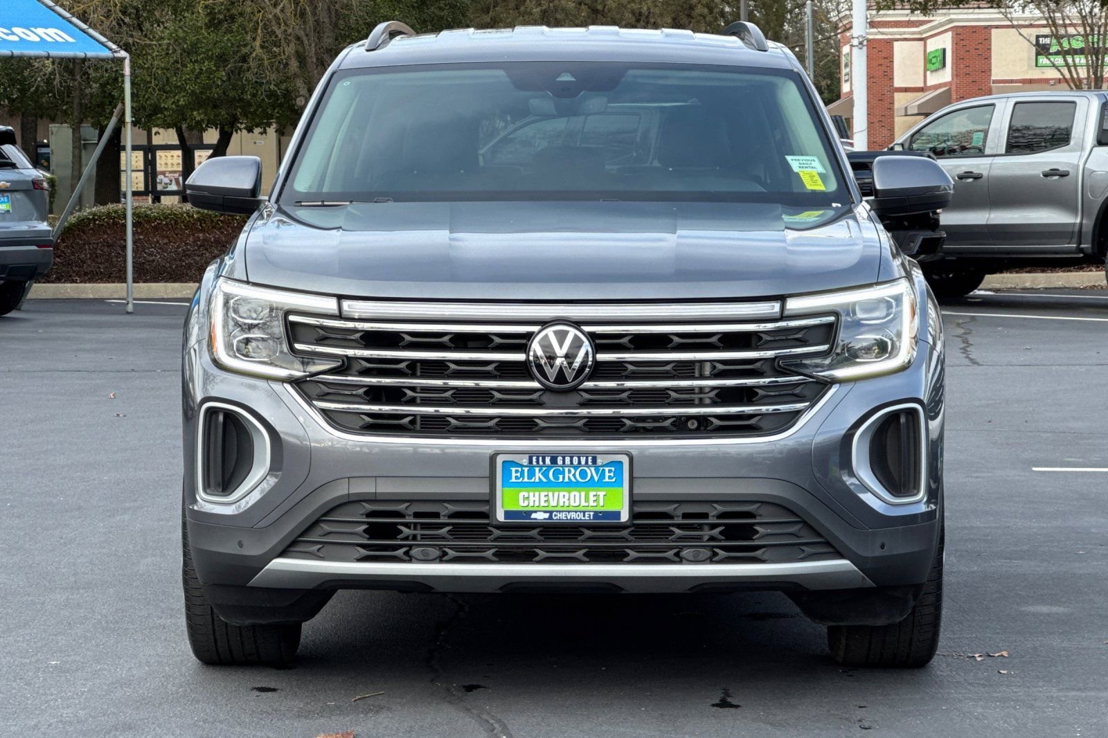 Used 2025 Volkswagen Atlas SE image 8