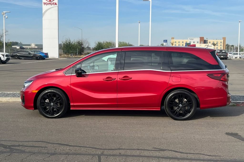 Used 2025 Honda Odyssey Sport-L image 9