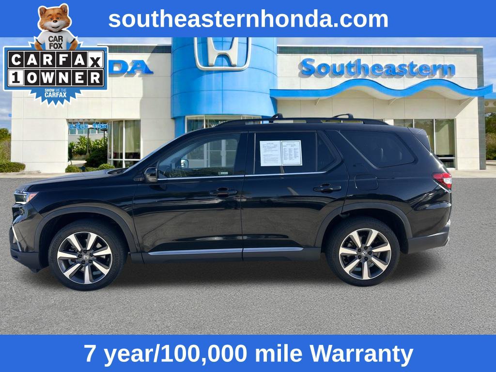Used 2025 Honda Pilot Touring image 7
