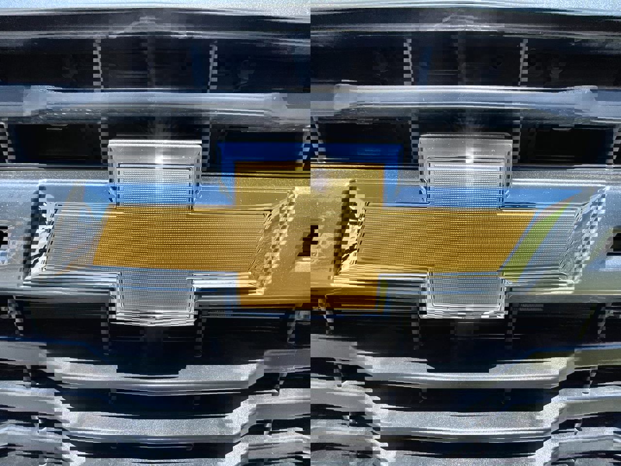 Used 2024 Chevrolet Silverado 2500 Custom w/ Custom Value Package image 31