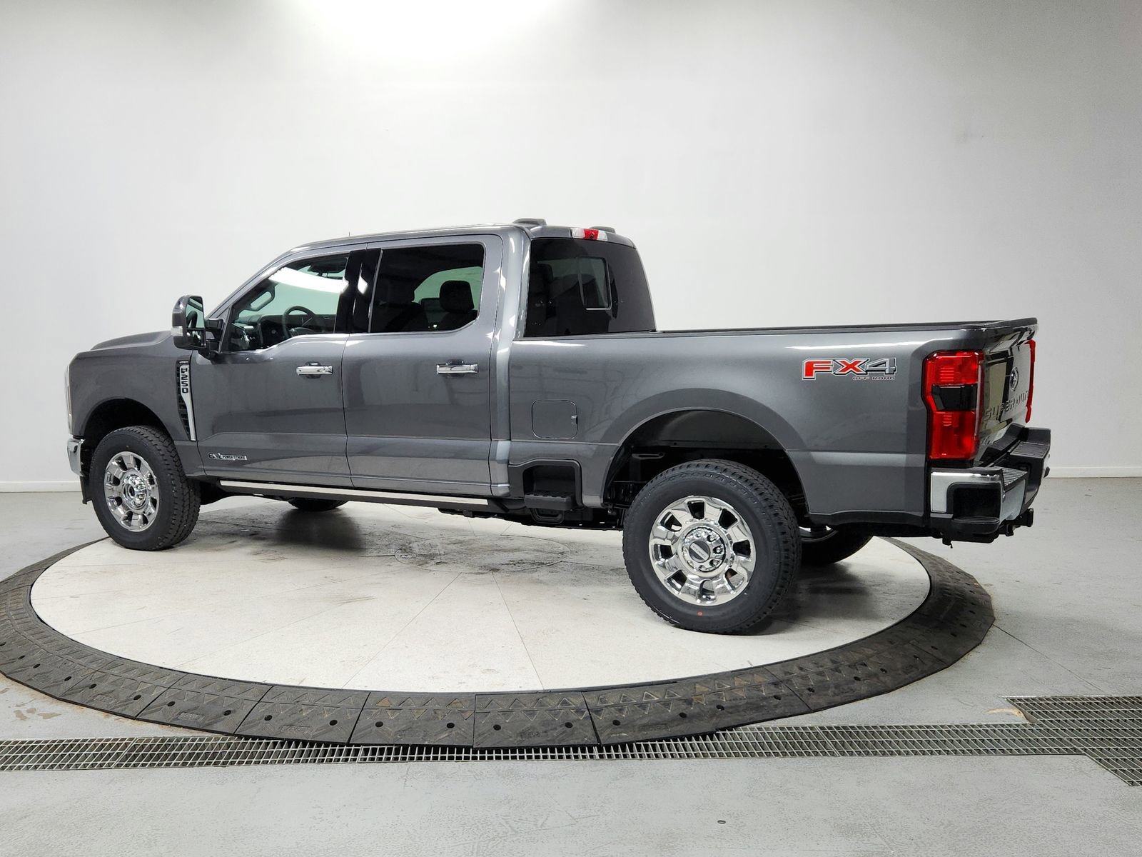 New 2026 Ford F250 Lariat image 5