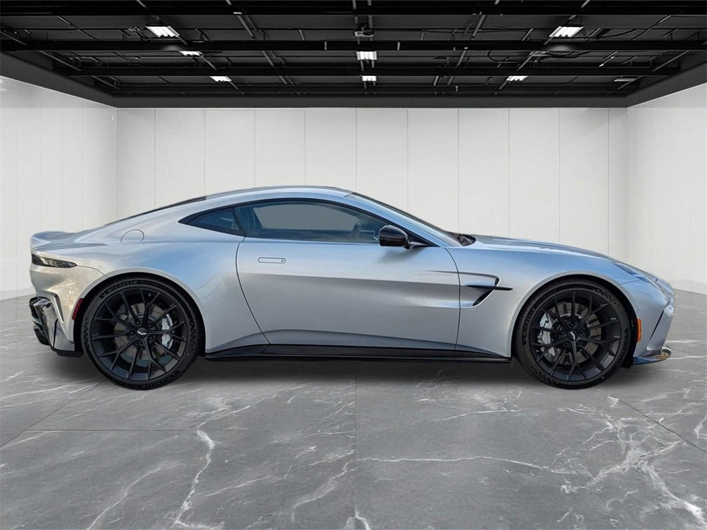 New 2026 Aston Martin V8 Vantage Coupe image 9