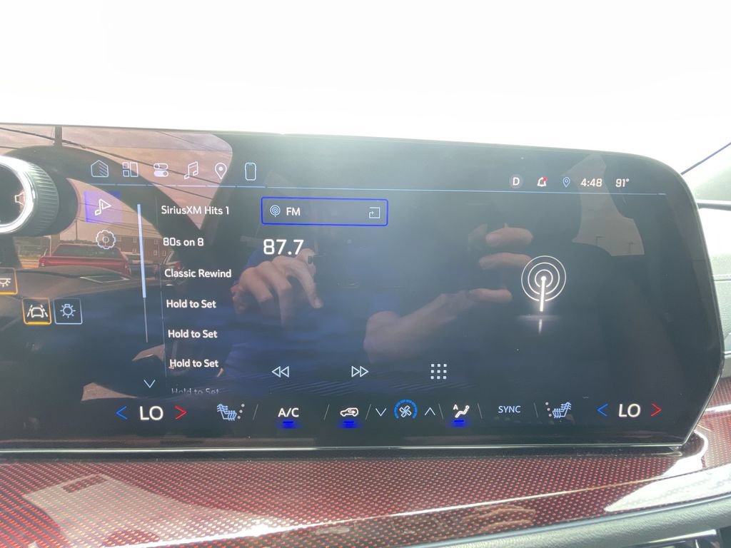 Certified 2025 Chevrolet Traverse Z71 w/ Enhanced Driving Package AWD/4WD image 14