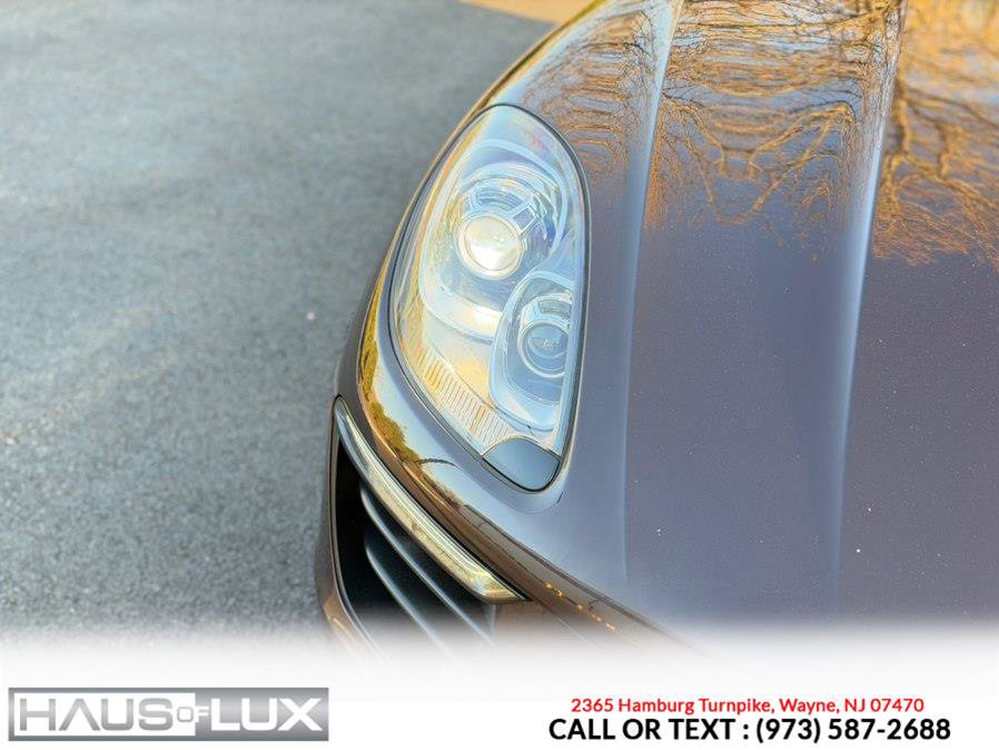 Used 2017 Porsche Macan S AWD/4WD image 7