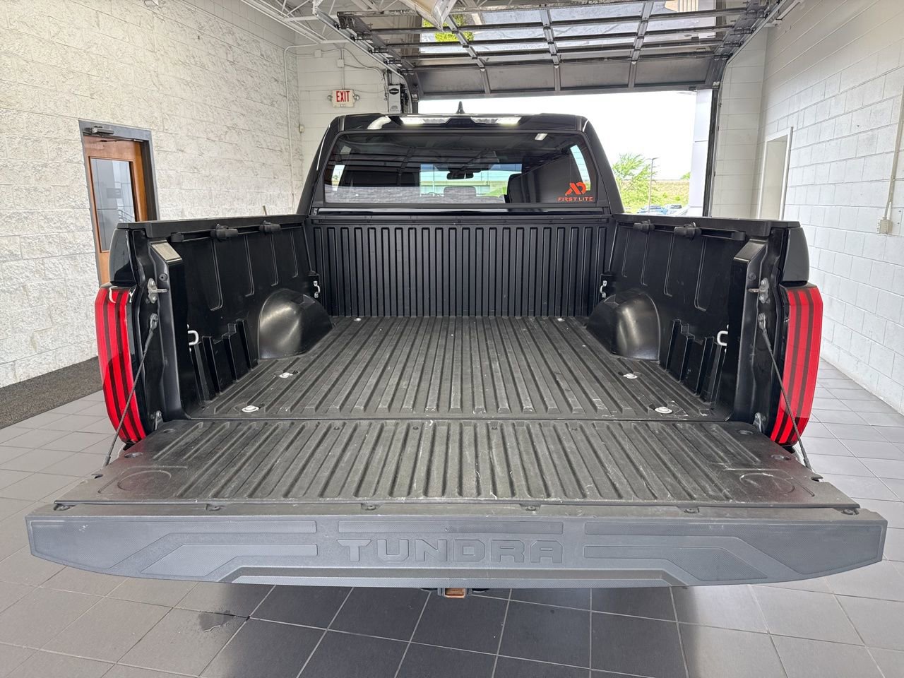 Used 2022 Toyota Tundra SR5 AWD/4WD image 10