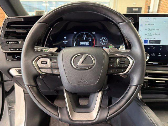Used 2025 Lexus RX 350 AWD image 13