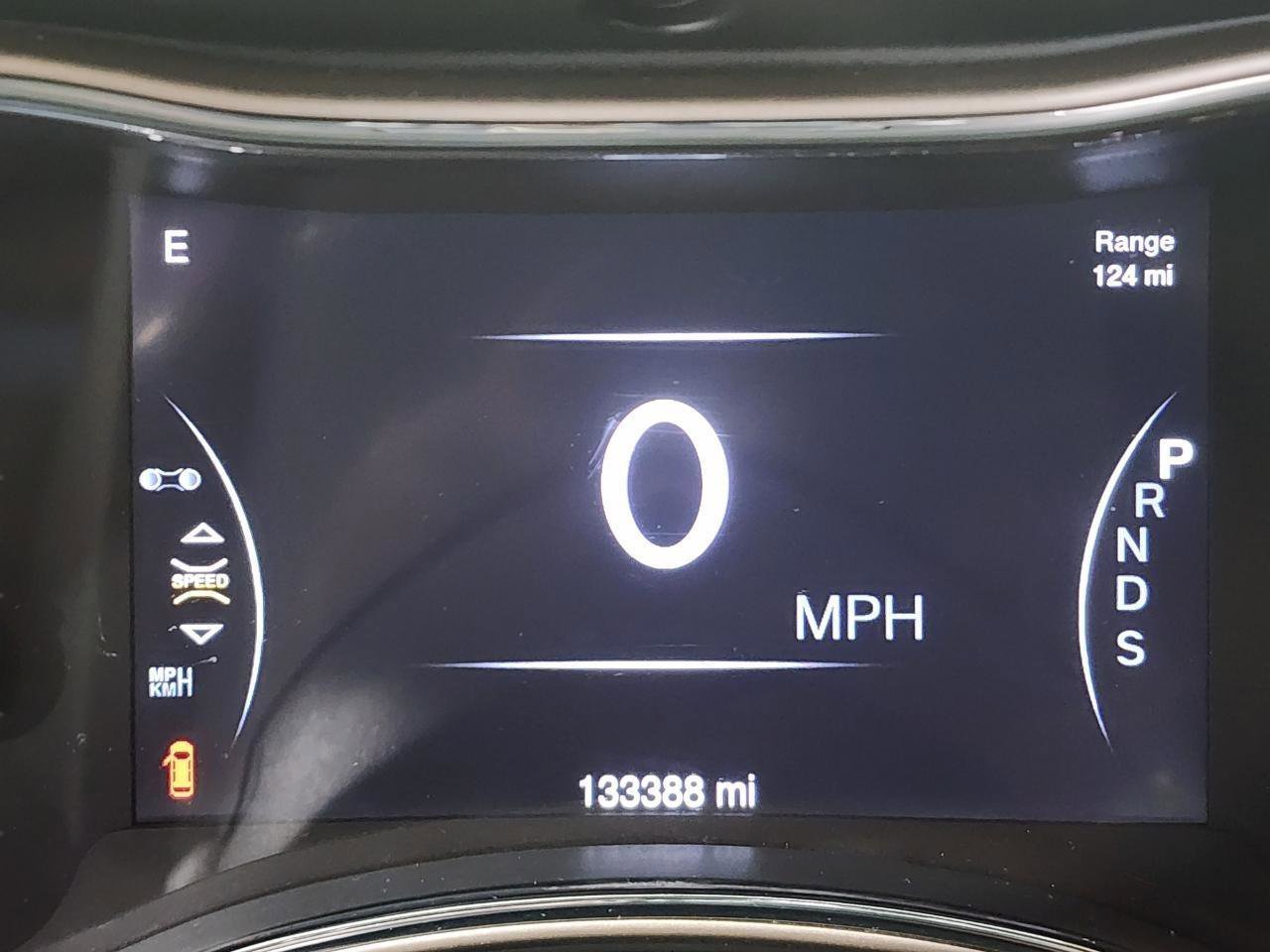 Used 2015 Jeep Grand Cherokee Overland w/ Advanced Technology Group image 13