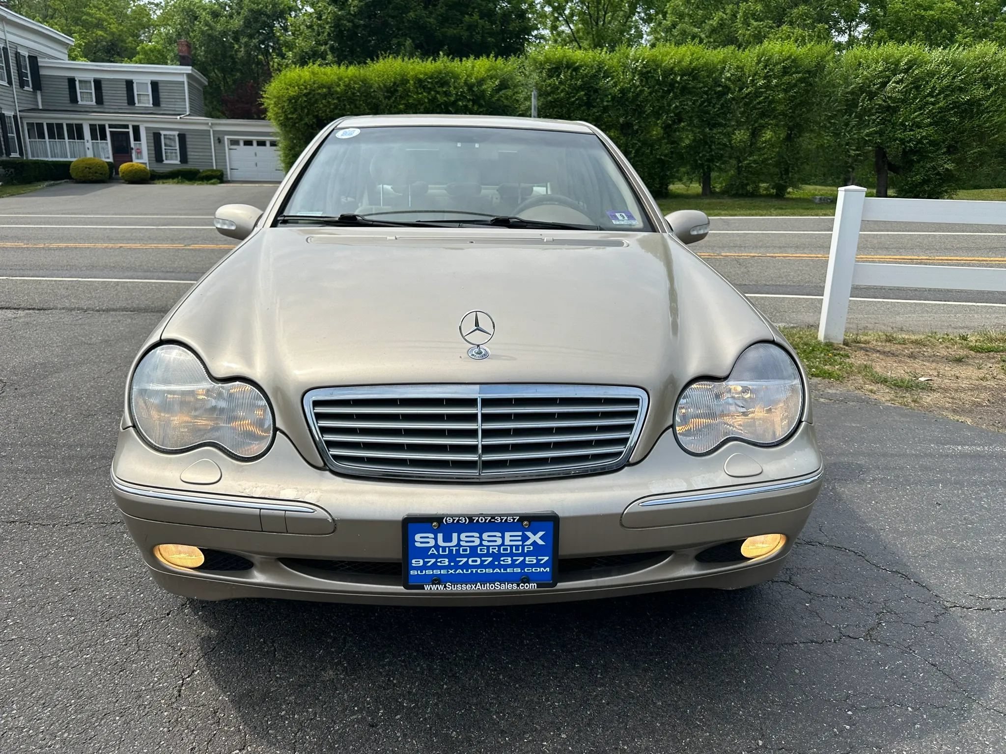 Used 2001 Mercedes-Benz C 320 Sedan image 2