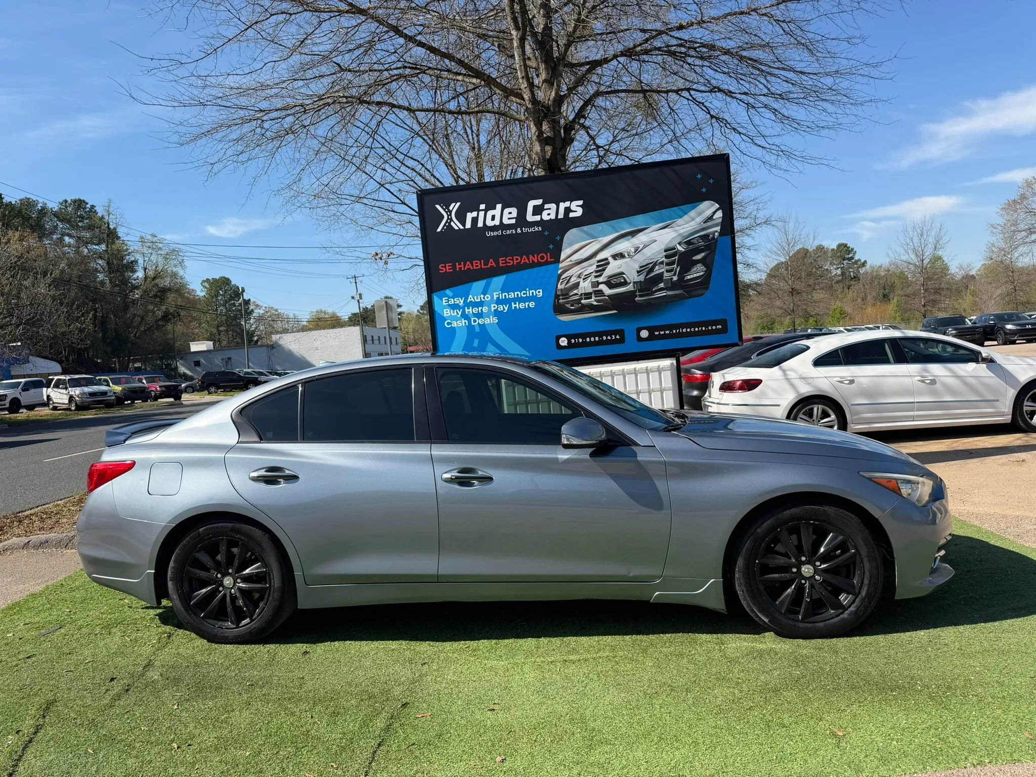 Used 2014 INFINITI Q50 Premium w/ Navigation Package image 3