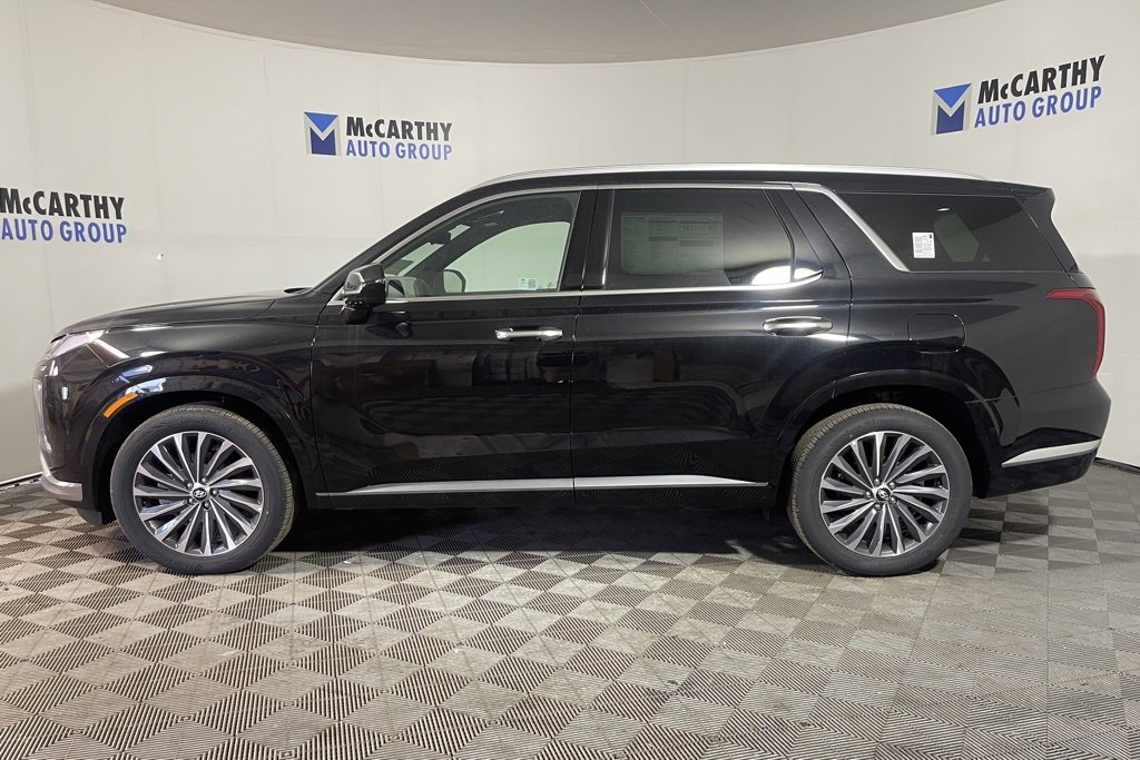Used 2024 Hyundai Palisade Calligraphy image 9