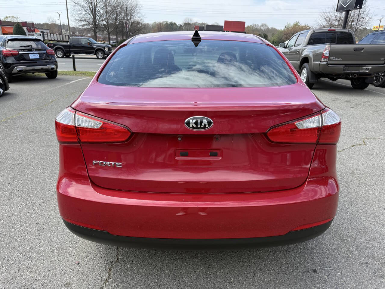 Used 2016 Kia Forte LX image 6