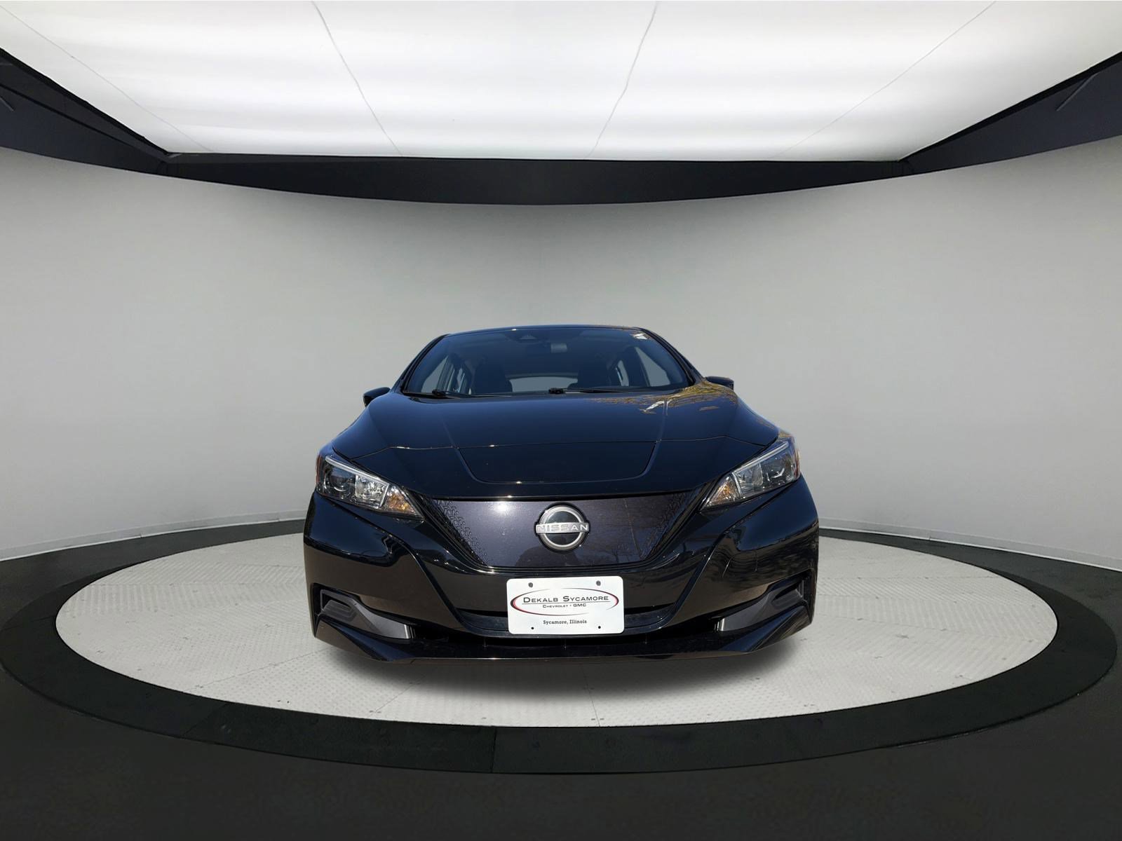 Used 2023 Nissan Leaf S image 2