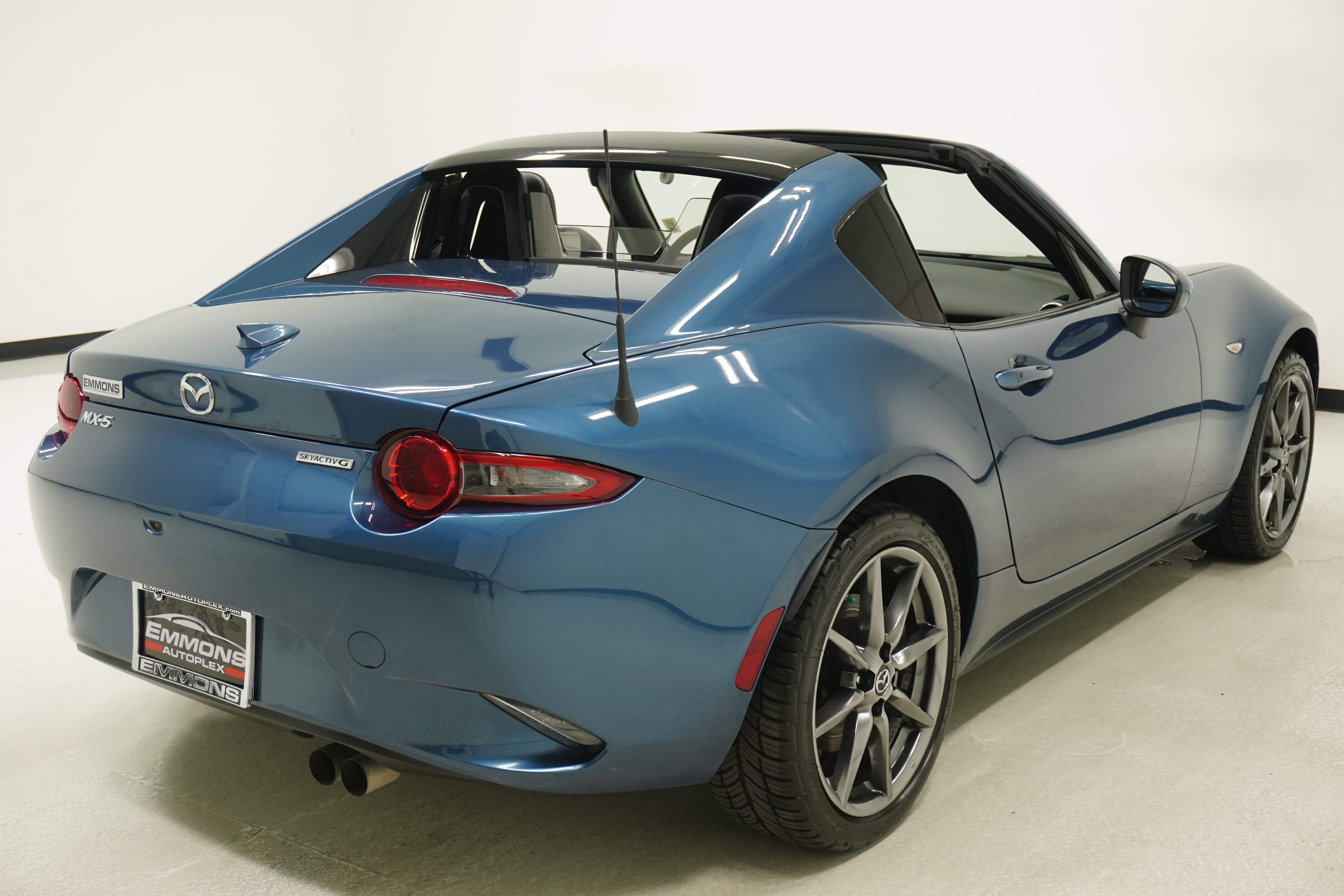 Used 2020 MAZDA MX-5 Miata RF Grand Touring RWD image 7