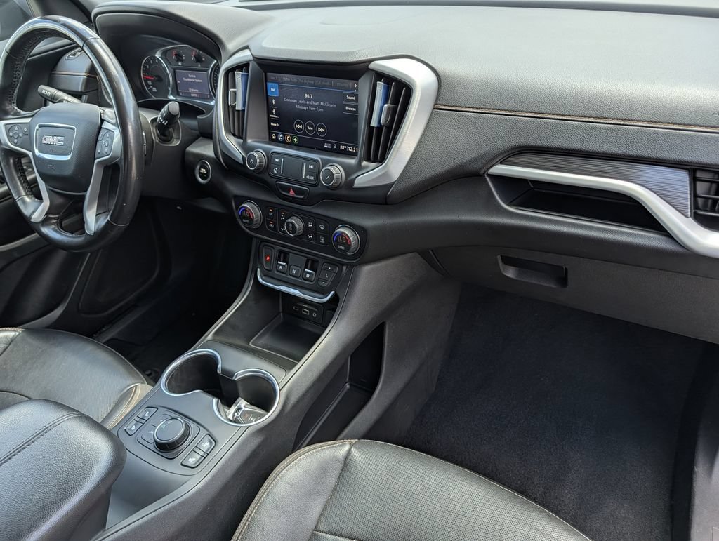 Used 2020 GMC Terrain SLT FWD image 33