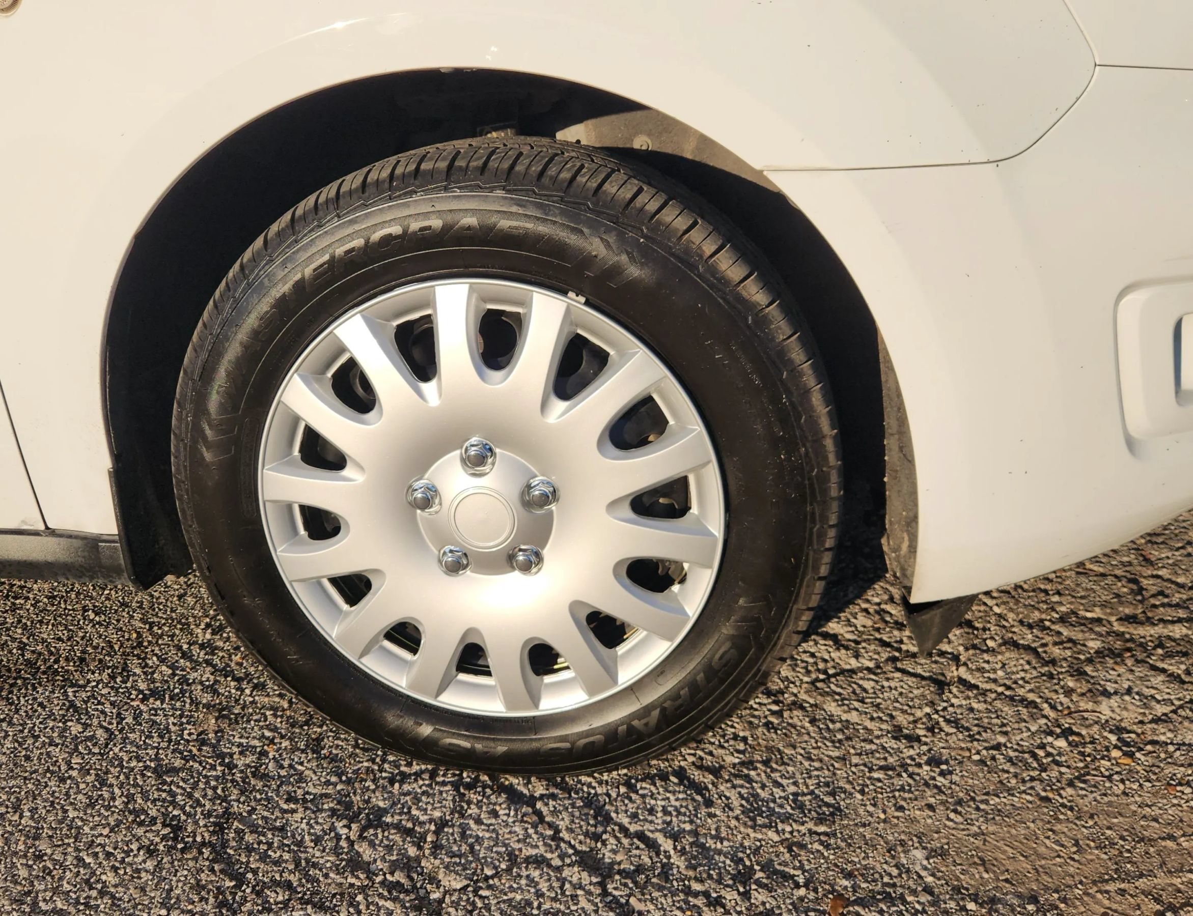 Used 2020 Ford Transit Connect XLT FWD image 19