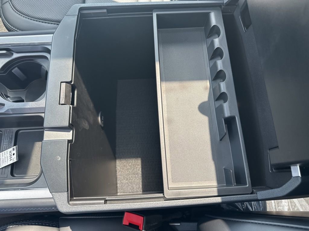 New 2026 Ford F250 Platinum image 39