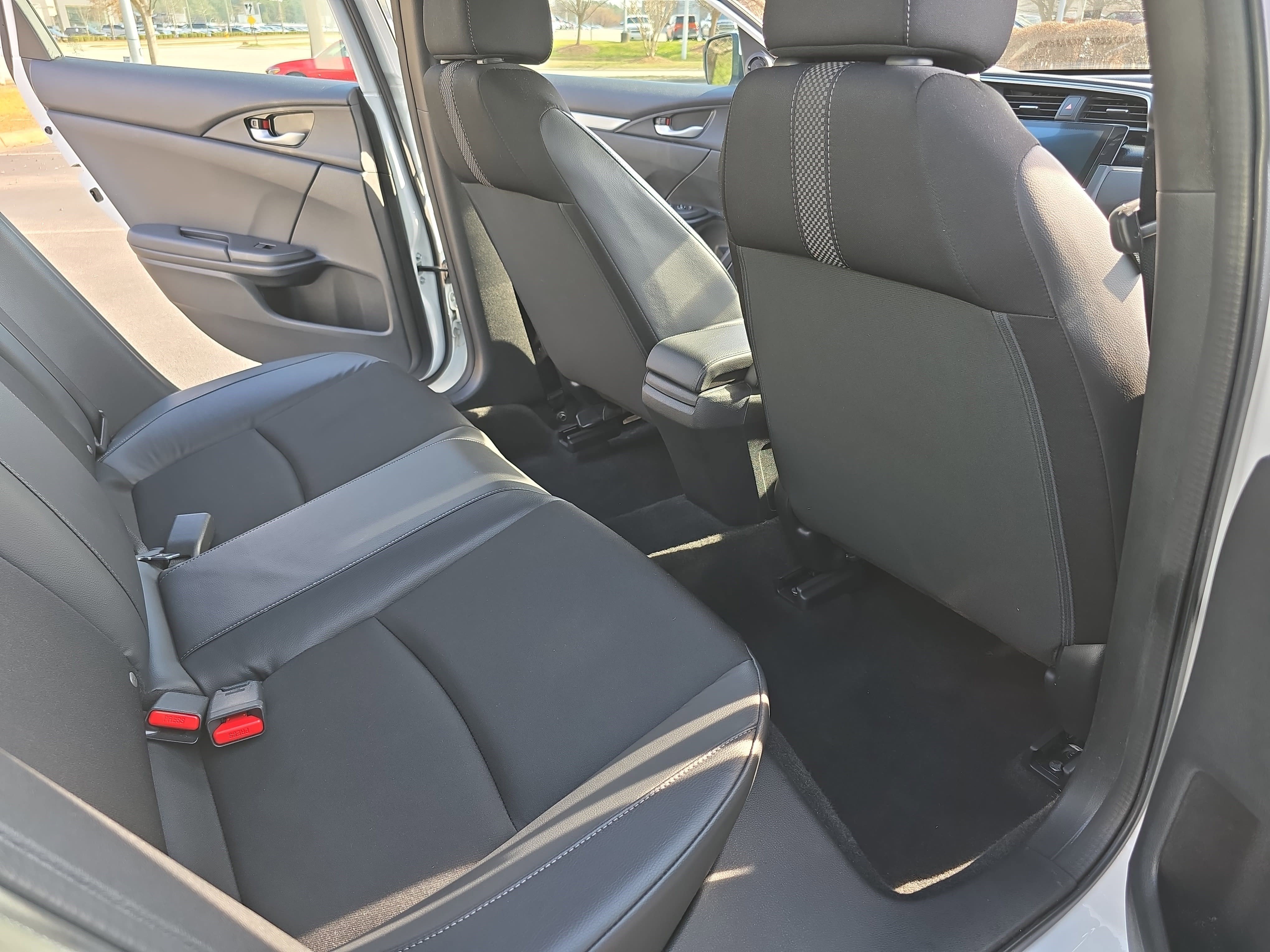 Used 2020 Honda Civic Sport image 11