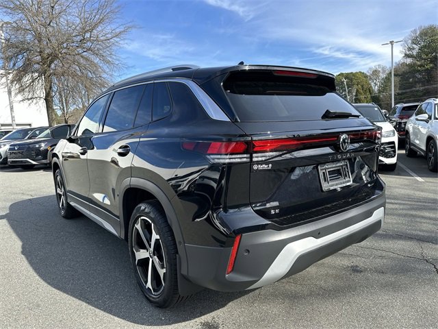 New 2026 Volkswagen Tiguan SE image 3