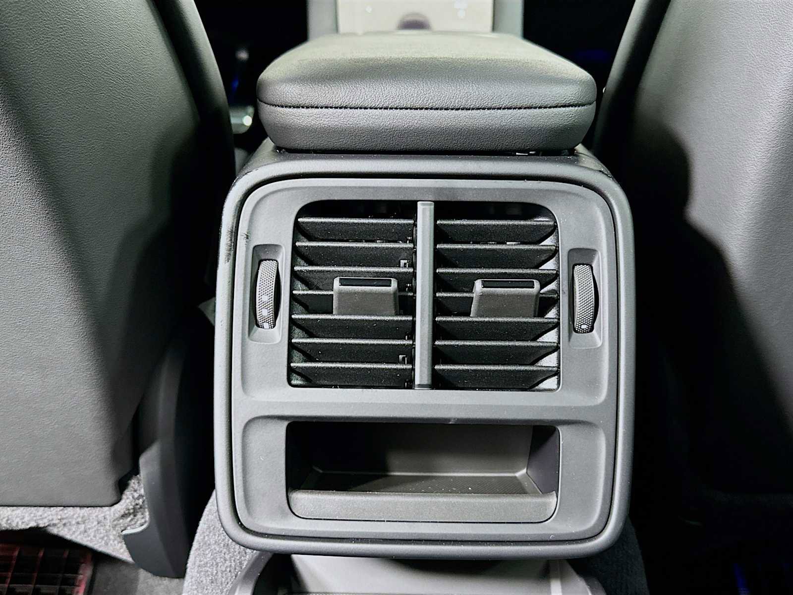 New 2025 Porsche Taycan image 27