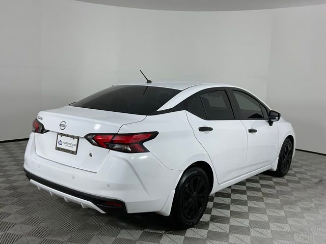 Used 2024 Nissan Versa S w/ Trunk Package image 5