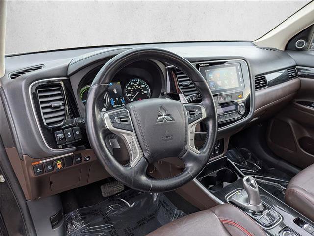 Used 2018 Mitsubishi Outlander SEL image 10