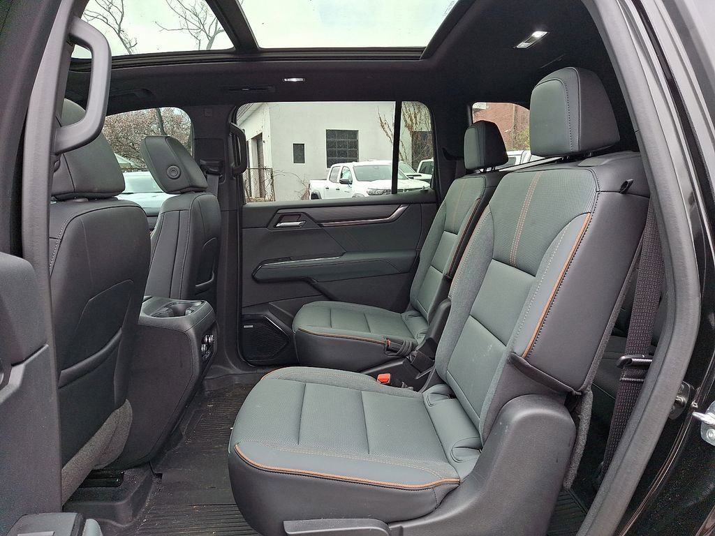 Certified 2024 GMC Acadia AT4 image 11