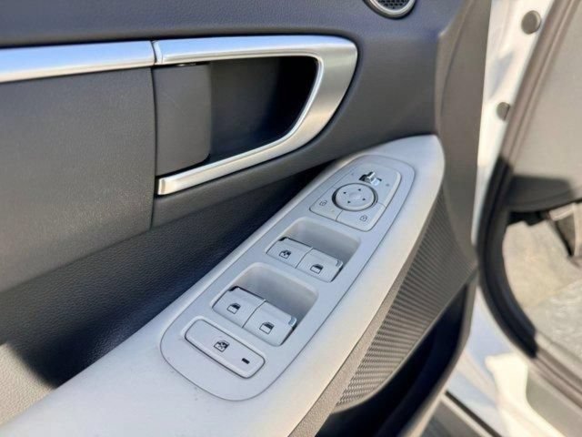 New 2026 Hyundai Sonata SE FWD image 19
