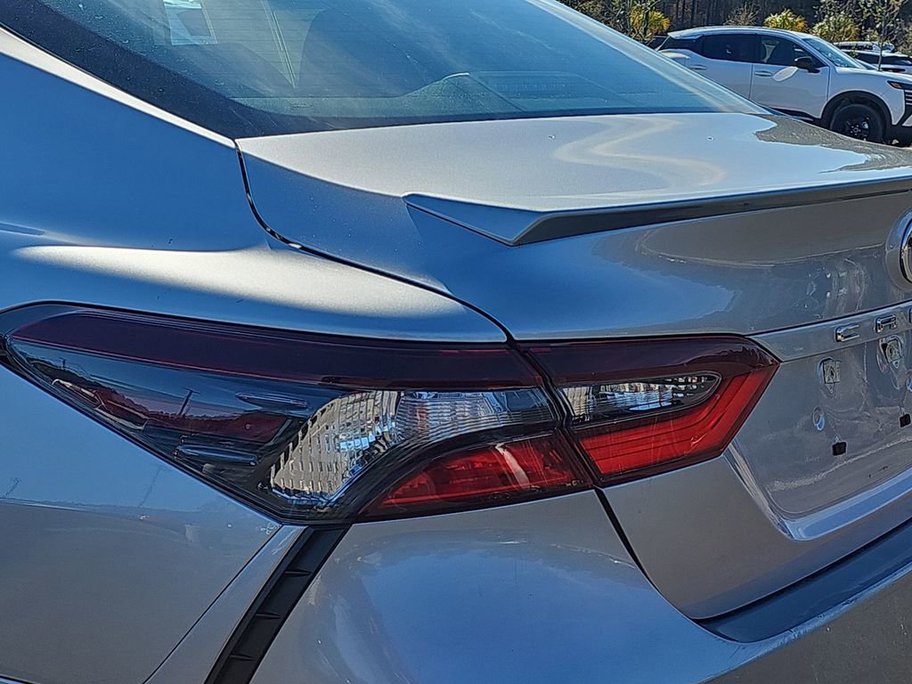 Used 2024 Toyota Camry SE image 37