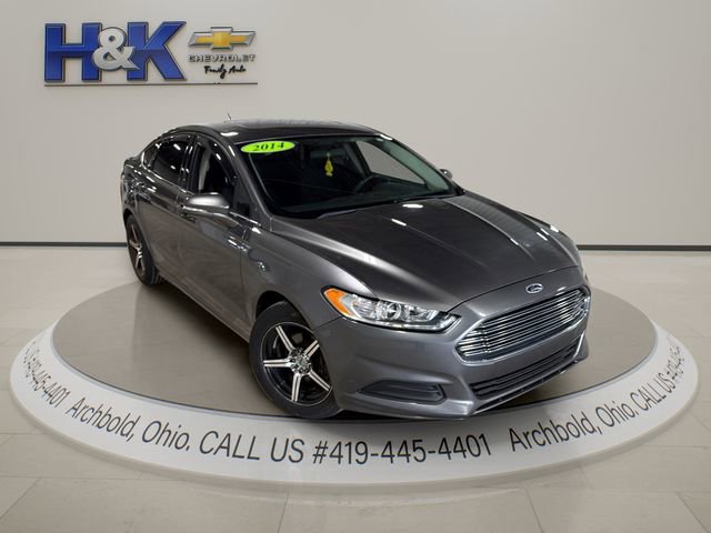 Used 2014 Ford Fusion SE image 2