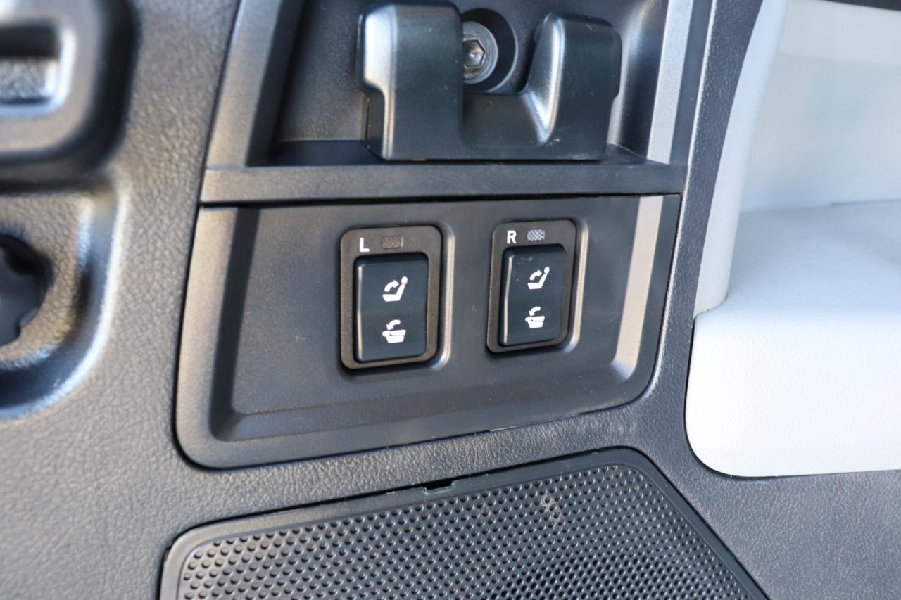 Used 2016 Toyota Sequoia Limited image 46