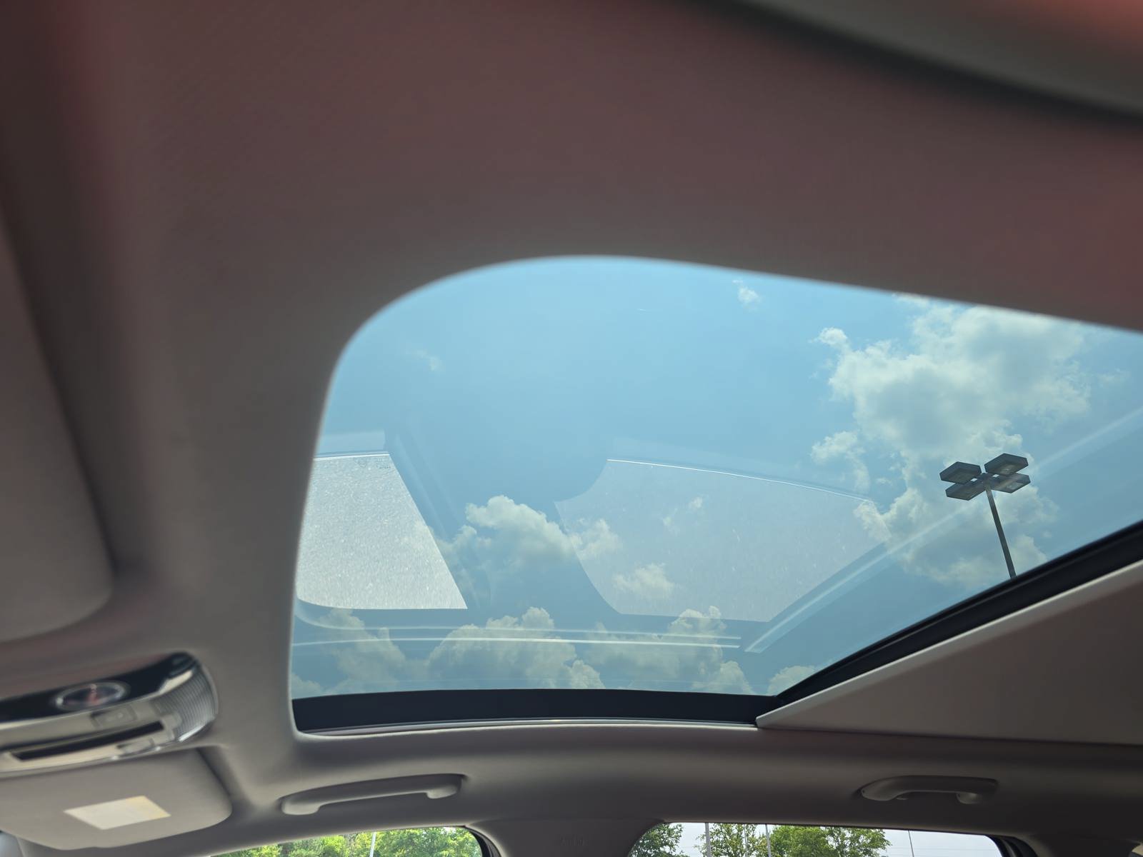 New 2026 Kia Sorento S w/ S Panoramic Sunroof Package FWD image 32