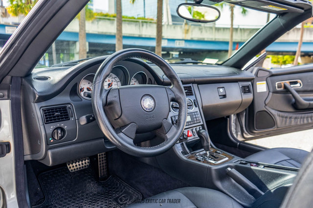 Used 2003 Mercedes-Benz SLK 32 AMG SLK32 AMG image 29