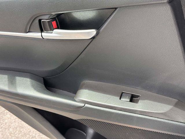 Used 2024 Toyota Camry SE w/ Convenience Package FWD image 20