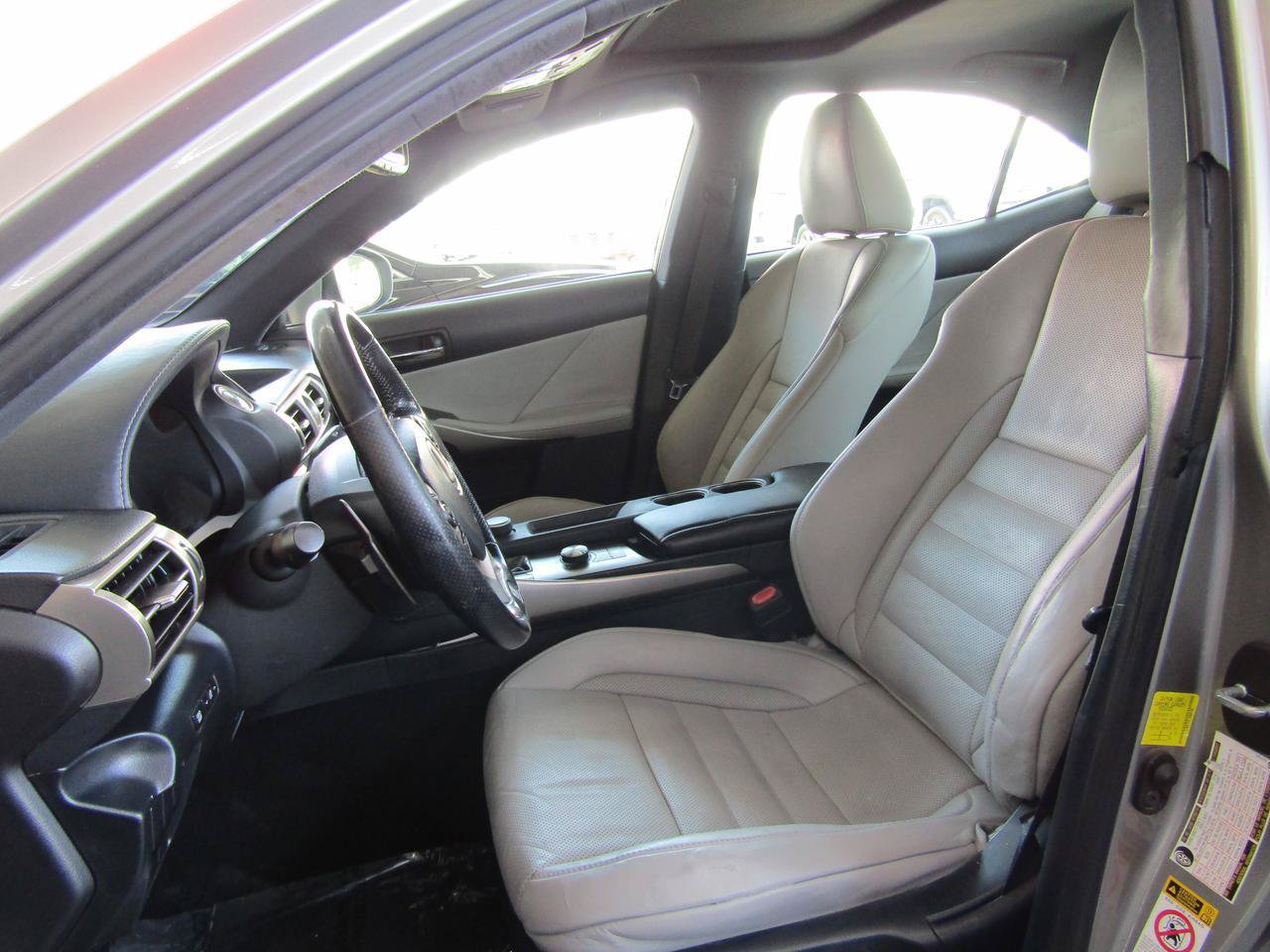 Used 2016 Lexus IS 200t w/ F Sport Package RWD image 9