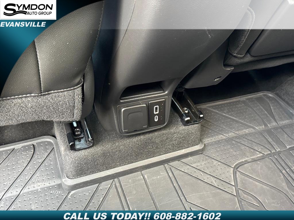 Used 2024 Chevrolet TrailBlazer RS w/ Convenience Package image 9