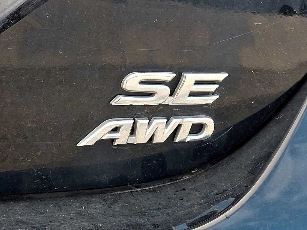 Used 2024 Toyota Camry SE AWD/4WD image 11