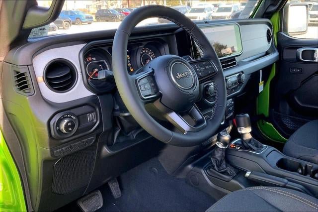 New 2026 Jeep Gladiator Sport AWD/4WD image 35