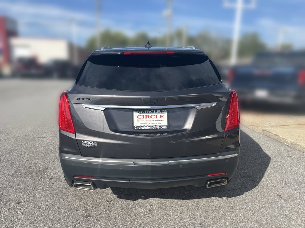 Used 2018 Cadillac XT5 Luxury w/ Driver Awareness Package AWD/4WD image 6