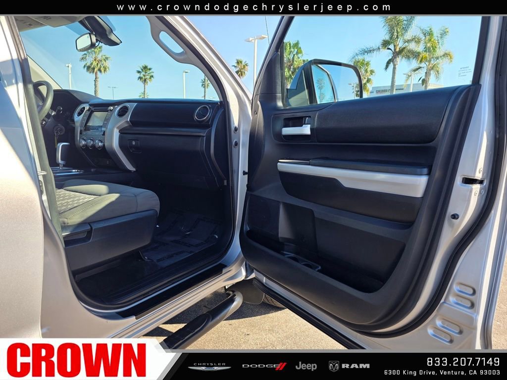 Used 2018 Toyota Tundra SR5 w/ SR5 Upgrade Package image 12