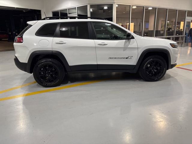 Used 2022 Jeep Cherokee Latitude w/ Sun & Sound Group image 8