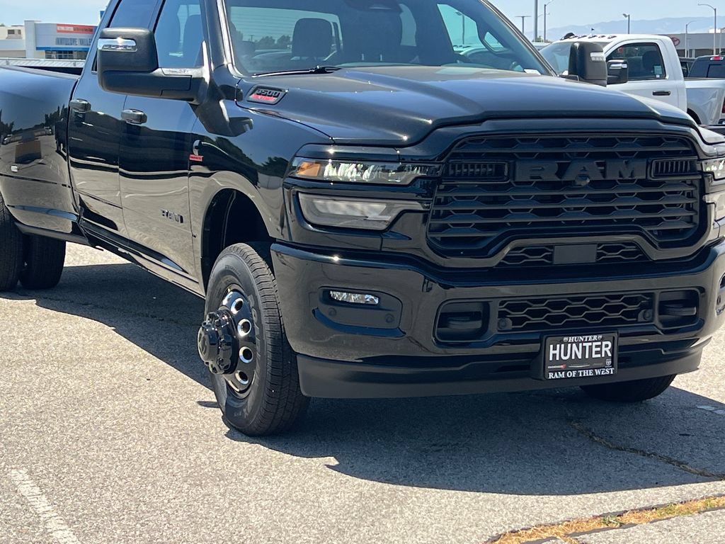 New 2026 RAM 3500 Big Horn AWD/4WD image 11