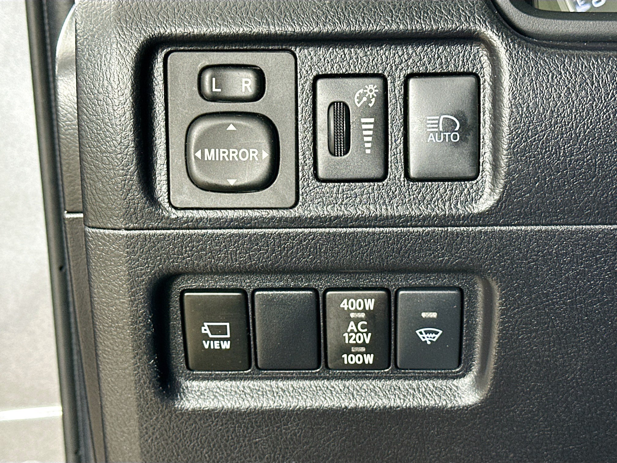 Used 2022 Toyota 4Runner Limited RWD image 11