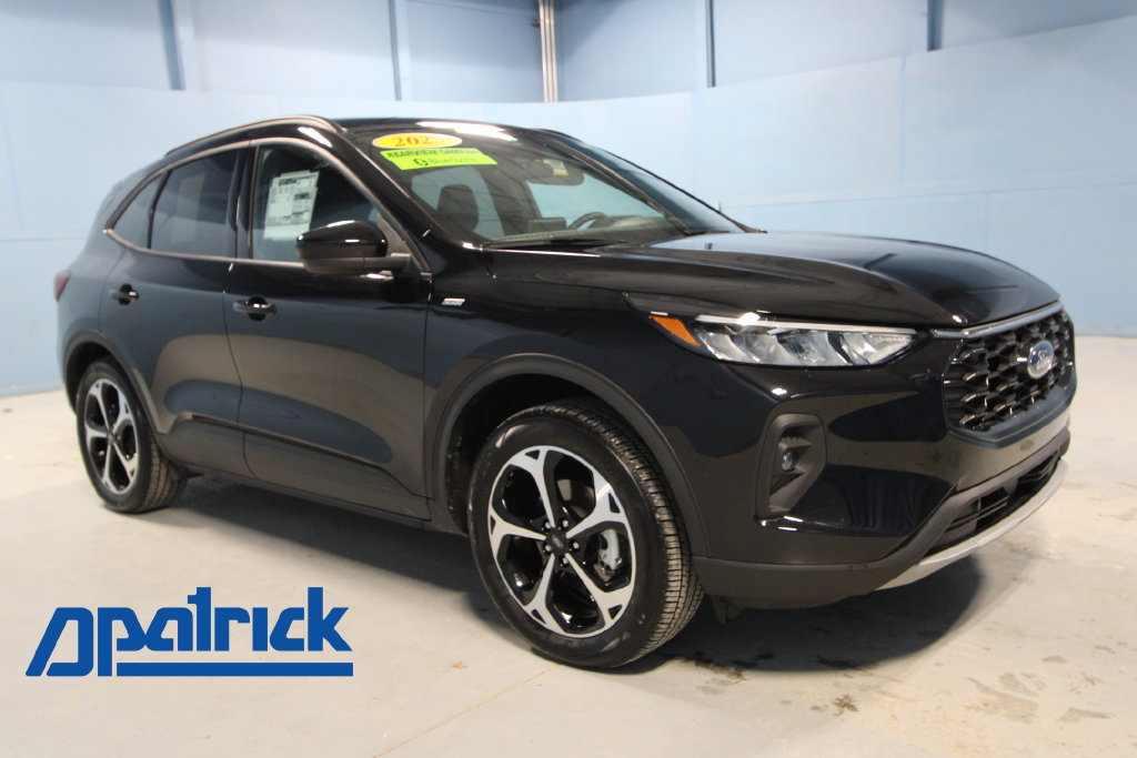 Used 2025 Ford Escape ST-Line Select w/ Class II Trailer Tow Package