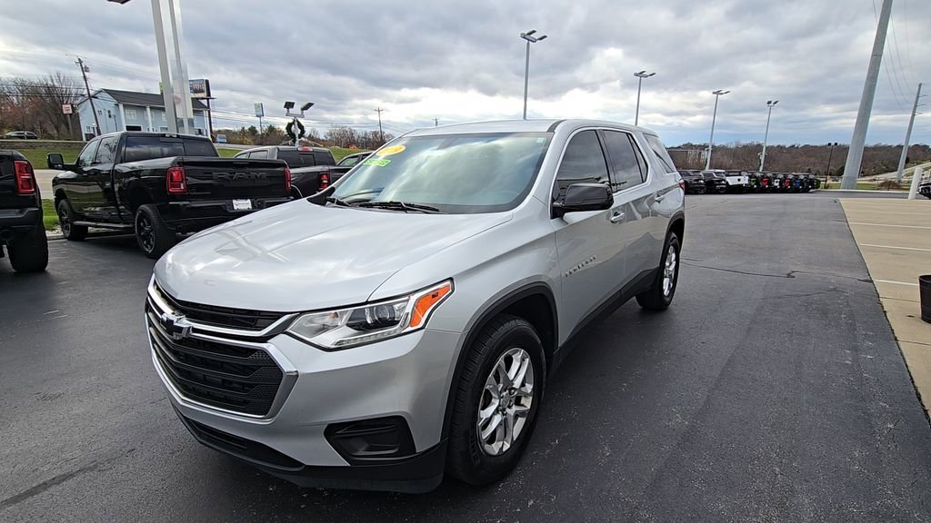 Used 2019 Chevrolet Traverse LS image 3
