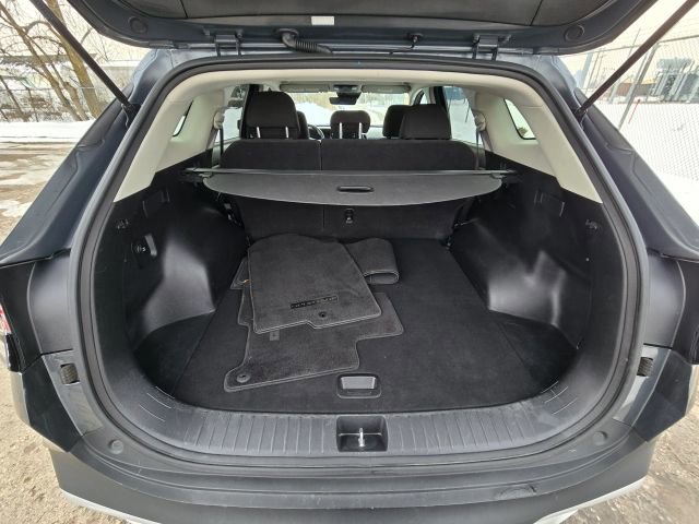 Used 2023 Kia Sportage LX image 28