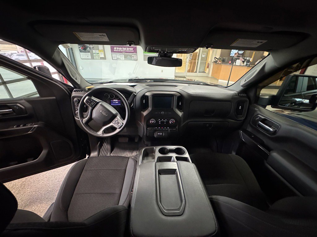 Used 2021 Chevrolet Silverado 1500 Custom Trail Boss w/ Realtree Special Edition image 15