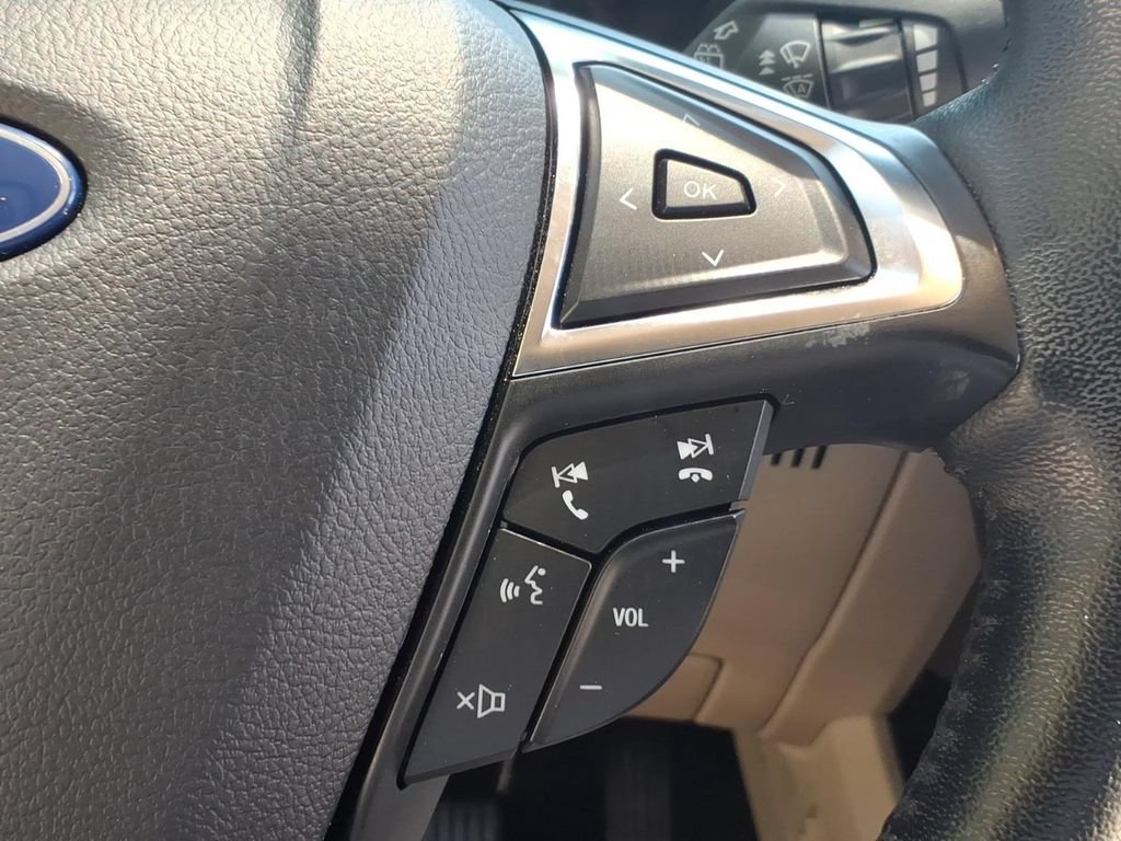 Certified 2023 Ford Edge Titanium AWD/4WD image 21