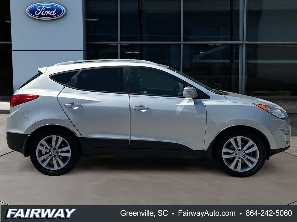 Used 2011 Hyundai Tucson Limited AWD/4WD image 9