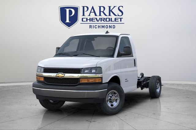 New 2025 Chevrolet Express 3500 w/ Power Convenience Package RWD image 8