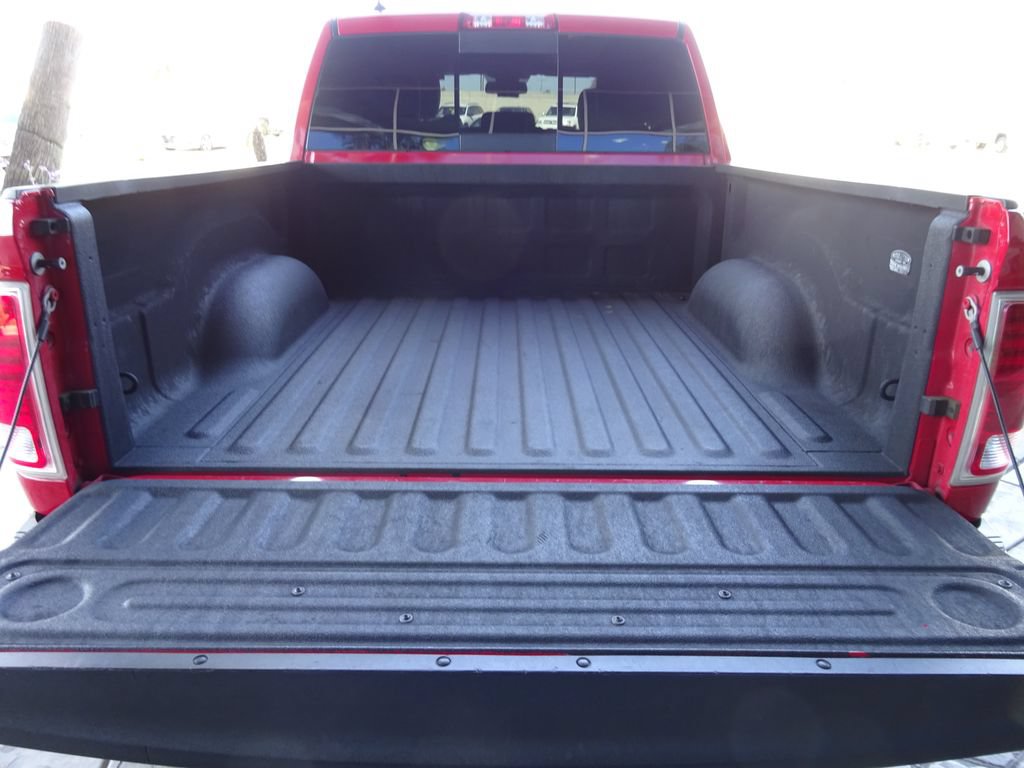 Used 2019 RAM 1500 Laramie w/ Convenience Group RWD image 8